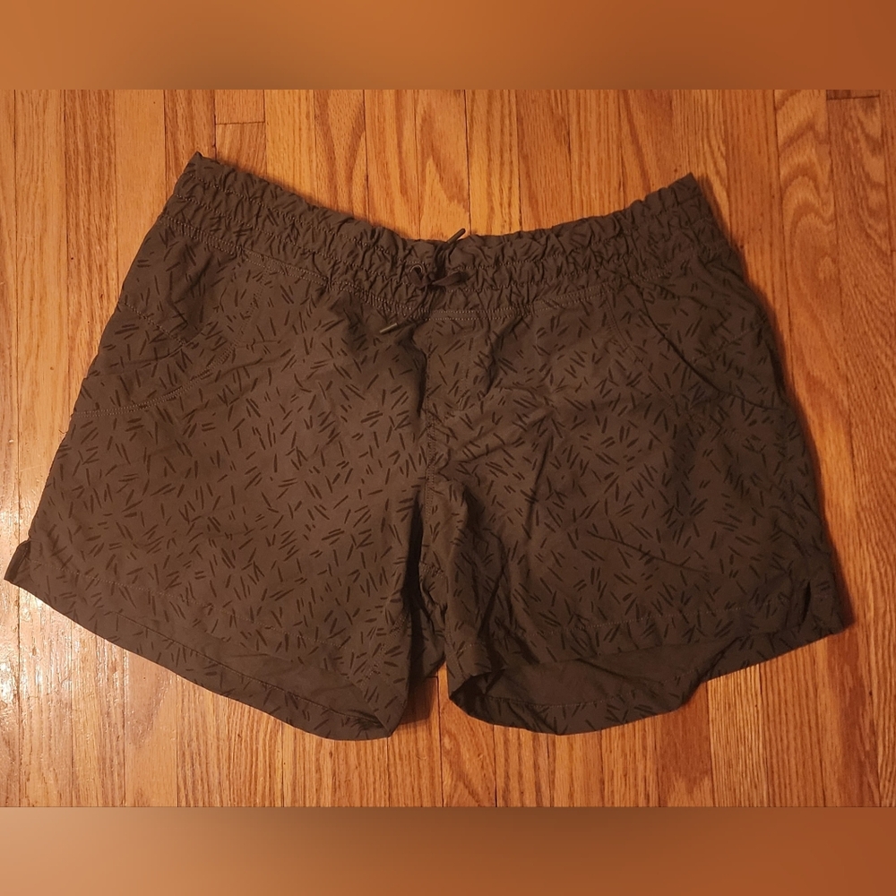 MEC shorts